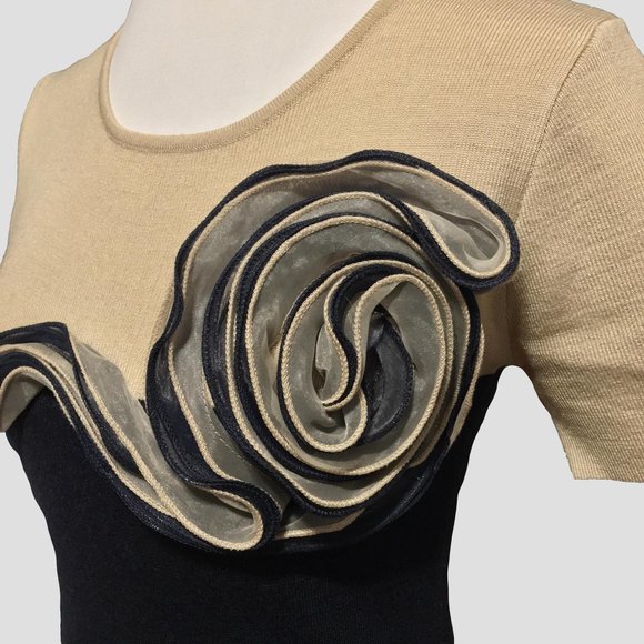 Valentino Amazing, Rare Dress! - Picture 2 of 8